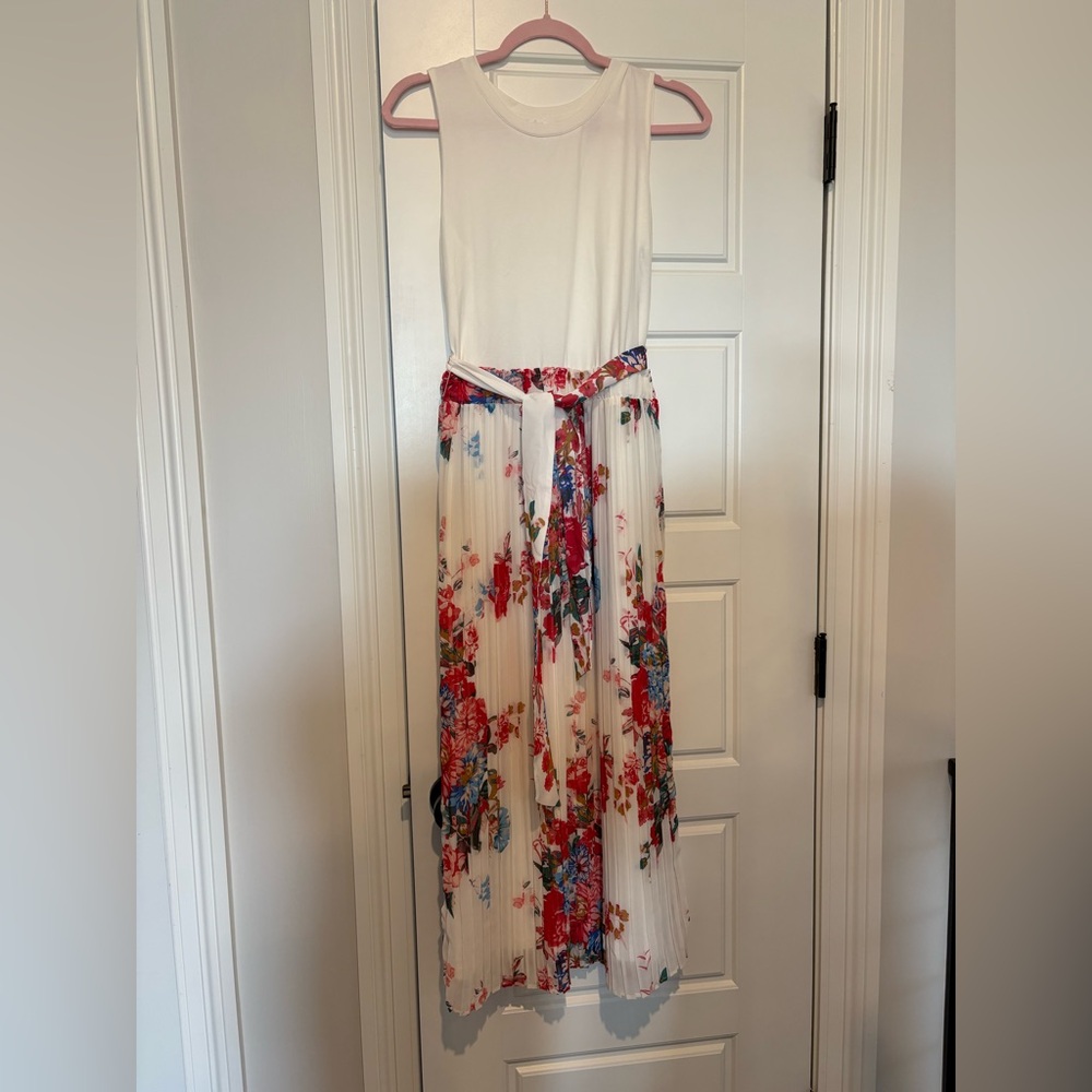 For Cynthia floral pleated dress